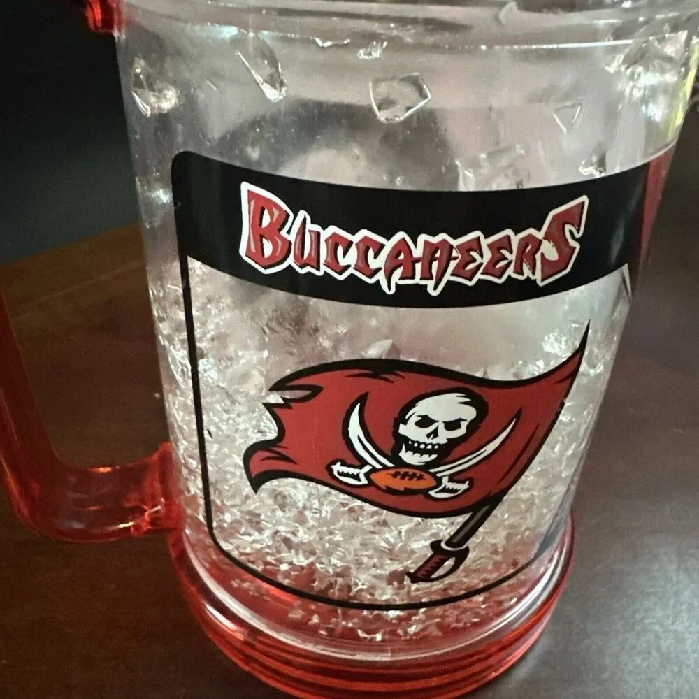 NFL TAMPA BAY BUCCANEERS Mug Cup Frosty Freezer Ice Icy Football Duck House